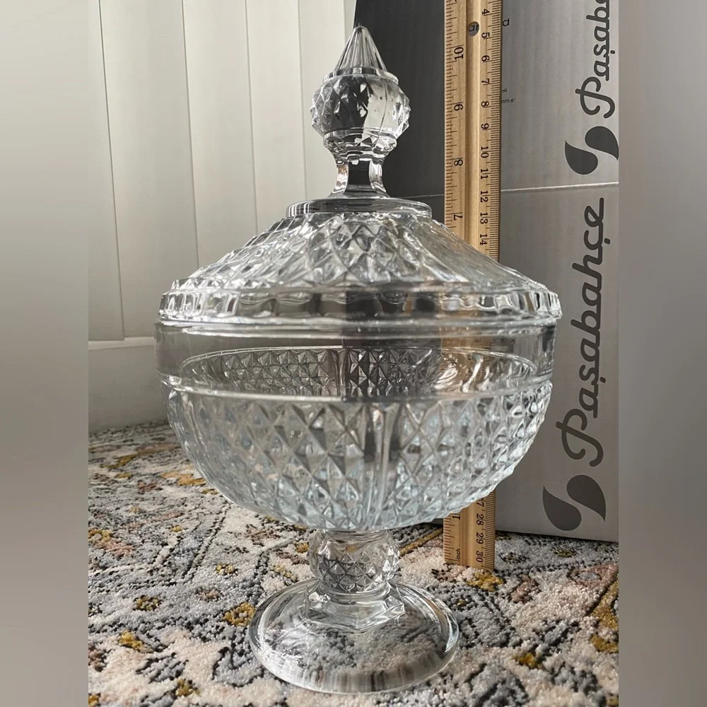 Pasabahce Diamond Sodalime Glass Candy Dish - Picture 8 of 16